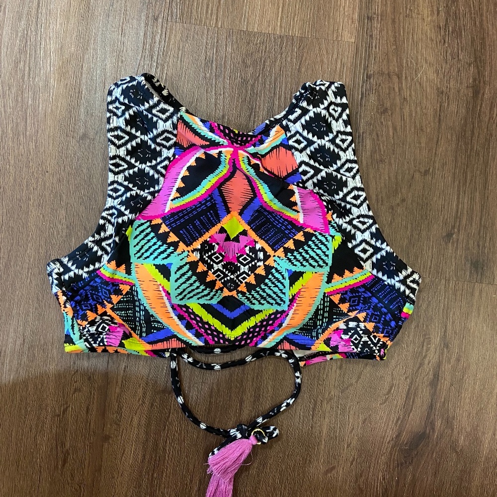 Bikini top